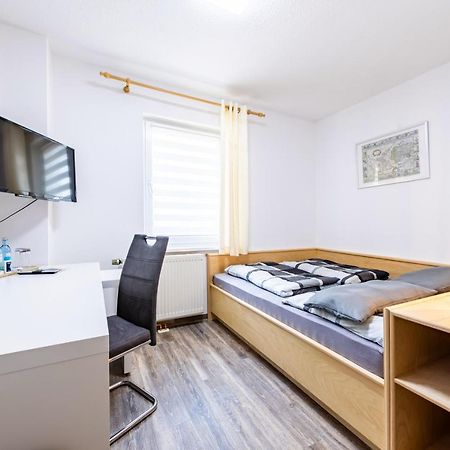 Pension & Gaststaette Zur Salzgrube Sondershausen Bagian luar foto